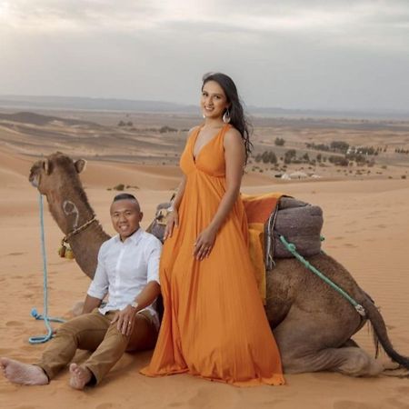 Erg Chebbi Romantic Desert Camp 梅尔祖卡 外观 照片
