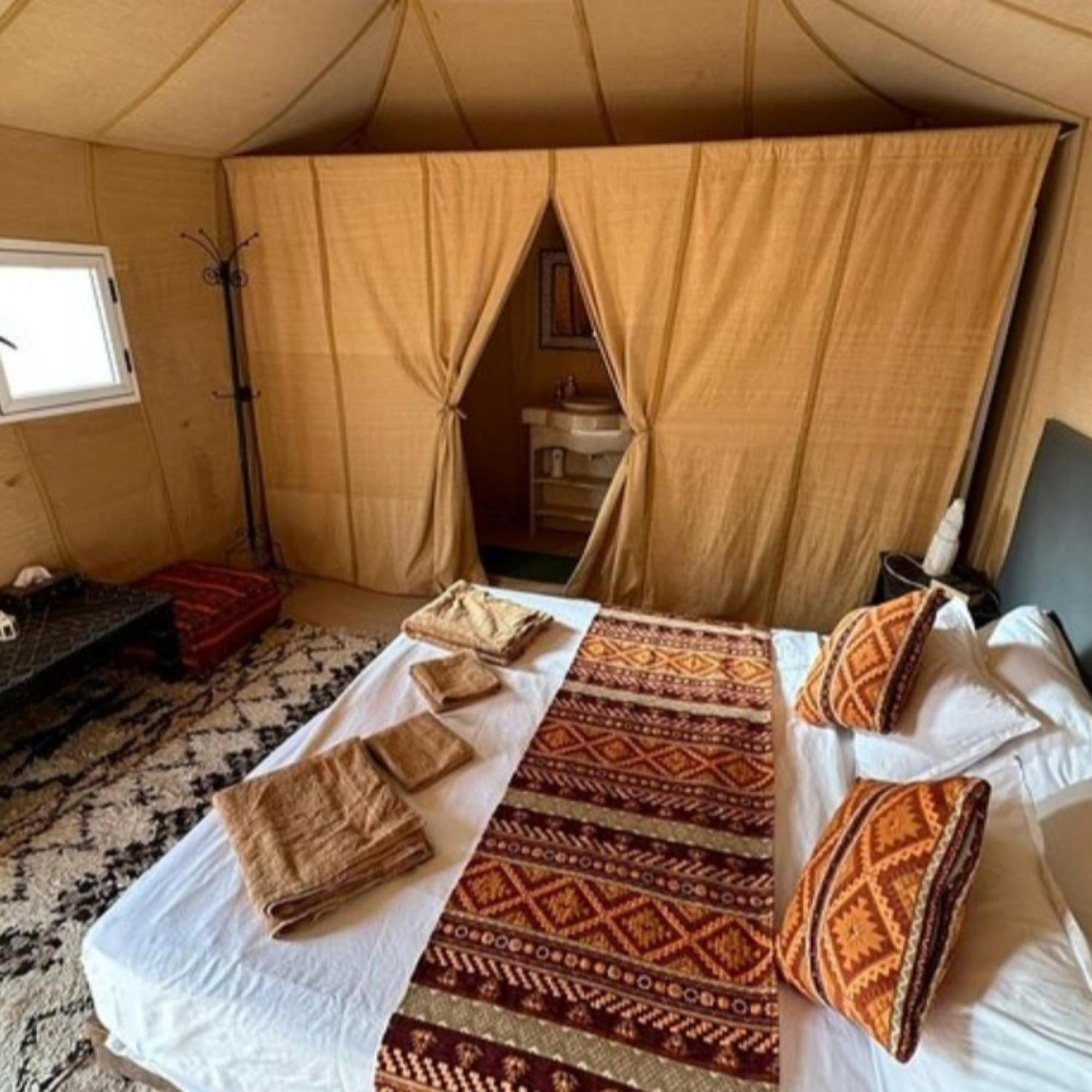 Erg Chebbi Romantic Desert Camp 梅尔祖卡 外观 照片