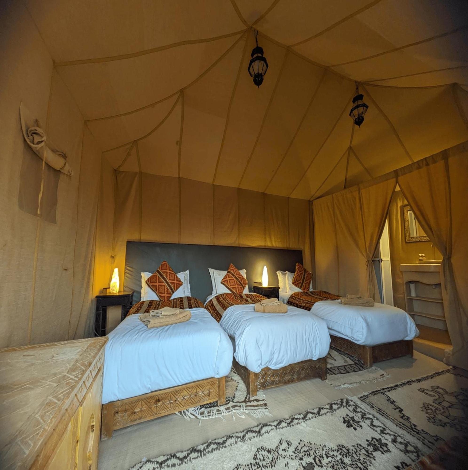 Erg Chebbi Romantic Desert Camp 梅尔祖卡 外观 照片